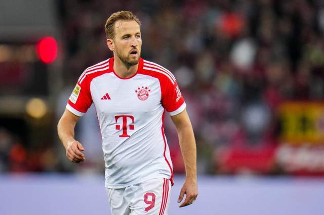 观众展现成 观众展现成