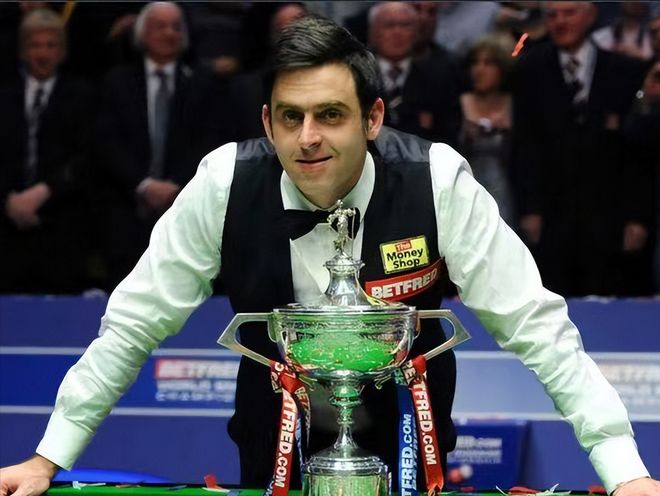 本文以他为 本文以他为